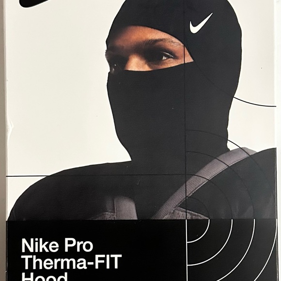 Nike Pro Black Therma-FIT Hood - Picture 1 of 2